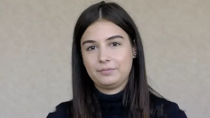 Дәрігерлер секс орыс Аққұбаның қытығына қара түсті адам келді